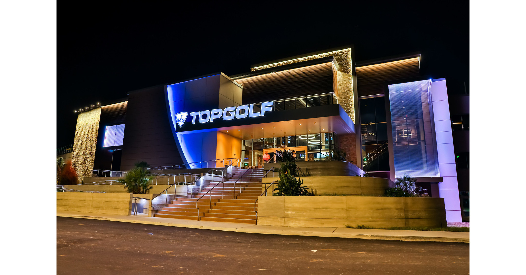 Topgolf Orlando - The Simulated Golfing Experience  Florida travel guide,  Florida travel, Us travel destinations