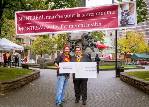 Mayor Coderre with Mathieu Papasidero, a member of the Walk's Organizing Committee (CNW Group/Montréal Marche pour la santé mentale)