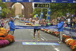 Chris Zablocki of Essex Wins 2017 Eversource Hartford Marathon, Meseret Dekebo of Ethiopia Takes Women's Marathon Race