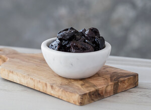 A daily serving of 5 prunes helps slow bone loss and lowers the risk of osteoporosis