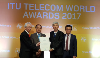 MINDs Lab was selected as the best and most innovative small and medium enterprise at the awards ceremony of ITU Telecom World 2017, which was held last month in Busan, Korea.
