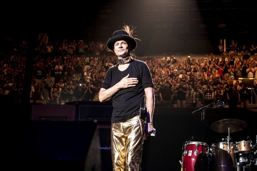In Tribute to Gord Downie, CTV Advances World TV Premiere of LONG TIME RUNNING to Now Air This Friday, October 20 at 8 p.m. Photo credit: © TenPlusOne Communications Inc. (CNW Group/CTV)