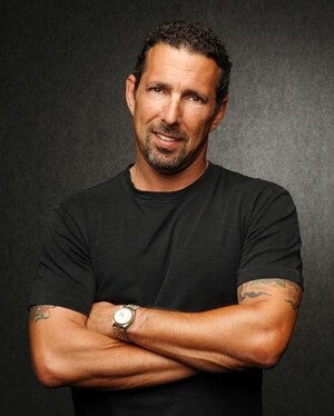 Oscar and Comedy Central Writer/Comedian Rich Vos's CD FIVE Enters Best Comedy Album Category for the 60th Annual Grammy Awards