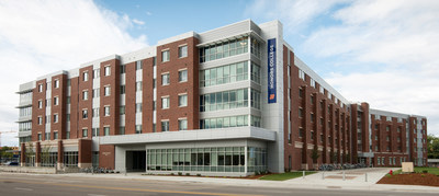 Boise State University and EdR Collegiate Housing celebrated the grand opening of the new Honors College and Sawtooth Hall on the BSU campus.