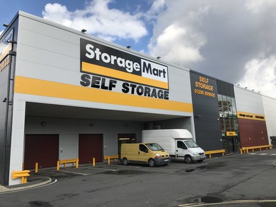 Management team at StorageMart in Colchester, England becomes first UK recipients of "Wall of Fame" service award.