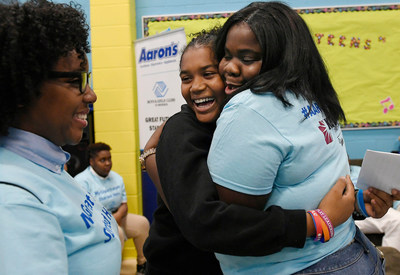 Aaron's, Inc., a leading omnichannel provider of lease-purchase solutions, and its divisions Aaron's and Progressive Leasing, surprised teens last week with a newly renovated Keystone Teen Center at the Asylum Hill Boys & Girls Club of Hartford. The event marked the 23rd refresh by Aaron’s, Inc. and Progressive Leasing in communities across the U.S.