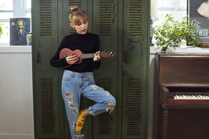 Fender® Announces Grace VanderWaal As The Youngest Signature Series Artist In Fender History