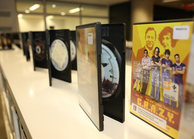 Bibliothque et Archives nationales du Qubec lance une nouvelle collection de films avec vidodescription produite par le CRIM. (Groupe CNW/Bibliothque et Archives nationales du Qubec)
