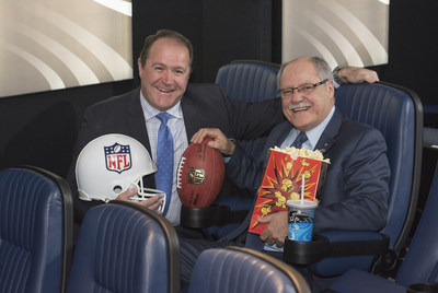 David Thomson, Managing Director, NFL Canada (pictured left) and Ellis Jacob, President and Chief Executive Officer, Cineplex (pictured right) celebrate a three-year sponsorship agreement that will bring Sunday Night Football and the Super Bowl live to Cineplex theatres across Canada. (CNW Group/Cineplex)