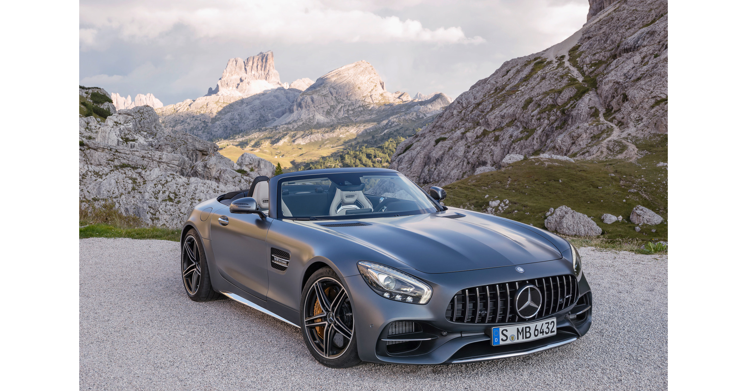 MercedesBenz Canada's steady growth continued in October