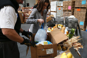 Foster Farms Donates Turkey To Serve 140,000 Holiday Meals To West Coast Families