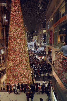 Cadillac Fairview Delivers Holiday Magic to Canadians (CNW Group/Cadillac Fairview Corporation Limited)