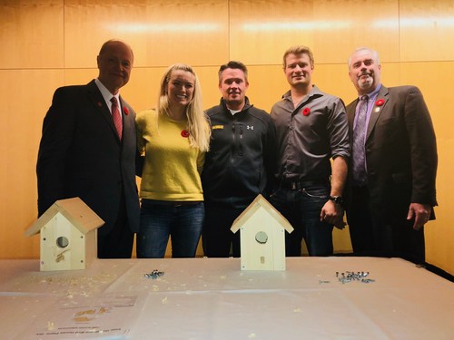 John Oates, Kate Campbell, Spencer Mottus, Aaron Taves and Malcolm Haines participate in a birdhouse challenge during the official launch of the 2017 National Skilled Trades and Technology Week. (CNW Group/Skills/Compétences Canada)