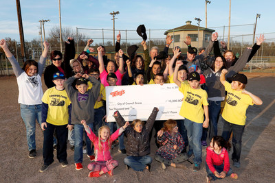 The entire Council Grove, Kansas community rallied around their 9u Boys Baseball team during their season and by submitting their votes to help them win the grand prize in the Tony’s pizza HomeTeam Contest. (Colin Braley, AP Images for Tony’s Pizza)