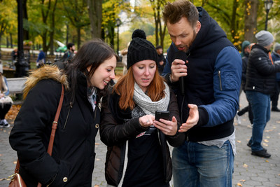 Joel McHale gifts new Xbox One X consoles in New York City to winning players in Mtn Dew, Doritos and Xbox Drop Zone, the first of this weekend’s nationwide, augmented reality capture-the-flag contests. (PRNewsfoto/Frito-Lay North America)
