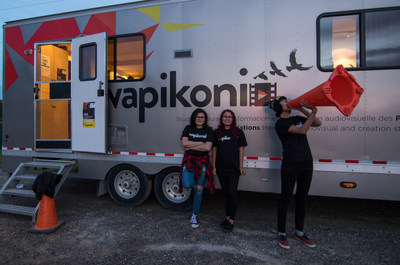 2017 Wapikoni workshop in Wiikwemkoong, Ontario (CNW Group/Wapikoni mobile)