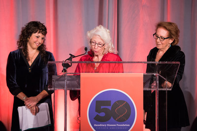 The Leslie Gehry Brenner Award was presented to Sarah Tabrizi (Left) by HDF President Nancy Wexler (at podium) with HDF Board Member Alice Wexler. (Photo by: Anthony Collins Photography)