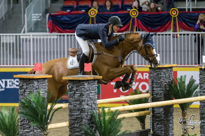 Riding HH Callas for owner Double H Farm, McLain Ward of the United States won the $35,000 International Accumulator on Thursday evening, November 9, at the Royal Horse Show in Toronto, ON. Photo by Ben Radvanyi Photography (CNW Group/Royal Agricultural Winter Fair)