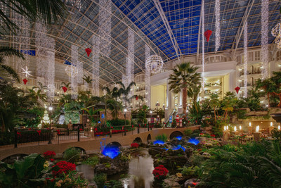 Marvel at more than 3 million holiday lights and acres of magnificent decorations, plus spectacular holiday activities and events at Gaylord Opryland Resort in Nashville, TN.