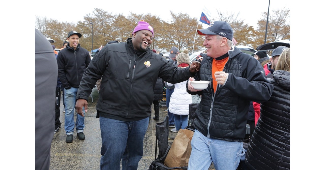 Spice Adams - That face when the top Chicago Bears tailgaters took