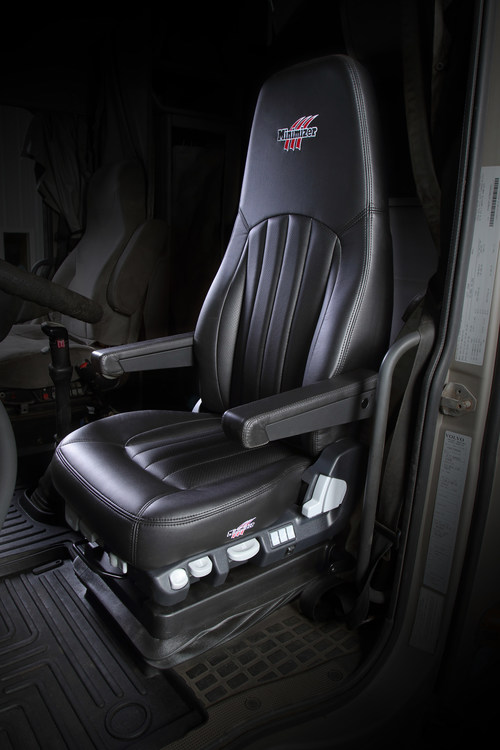 The Minimizer Long Haul Series Seat is designed with a truck driver's health and safety in mind, no matter their gender
