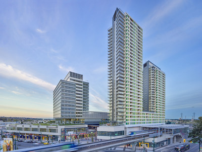 Marine Gateway by PCI Developments is a multi-award winning community built directly into a busy rapid transit line station. (CNW Group/PCI Developments)