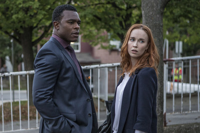 Kevin Lutz (Lyriq Bent) and Daisy Channing (Elyse Levesque)