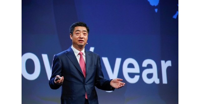Huawei Rotating CEO Ken Hu: Building Intelligent Networks and Reshaping the  World with Mobile