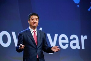 Huawei Rotating CEO Ken Hu: Building Intelligent Networks and Reshaping the World with Mobile