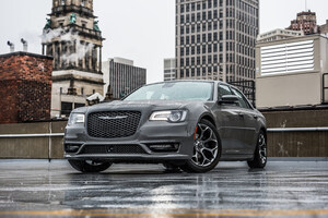 Chrysler 300 Named a 2018 Edmunds Most Wanted Vehicle