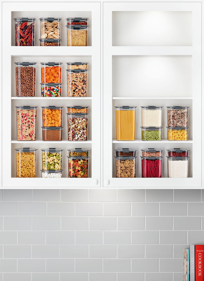 rubbermaid brilliance pantry