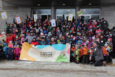 Lancement de la Grande semaine des tout-petits en compagnie de plus de 200 enfants devant la mairie d’arrondissement de Verdun. (Groupe CNW/Ville de Montréal - Arrondissement de Verdun)