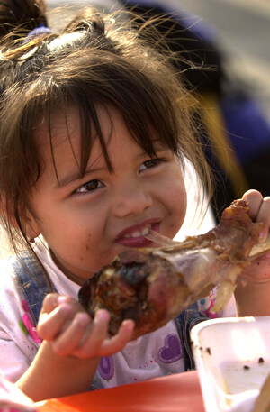 Fred Jordan Mission Prepares Thanksgiving Feast For The Homeless