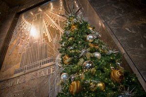 Empire State Building Rings In The Holiday Season With Annual 'ESB Unwrapped' Celebration