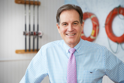 Jim Nantz in his Forget-Me-Knot tie