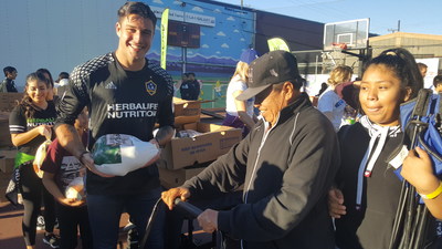 Helping Angelenos Enjoy a Healthier and Happier Thanksgiving, Herbalife® Nutrition Partners with the Union Rescue Mission and A Place Called Home to Distribute Turkey Dinners