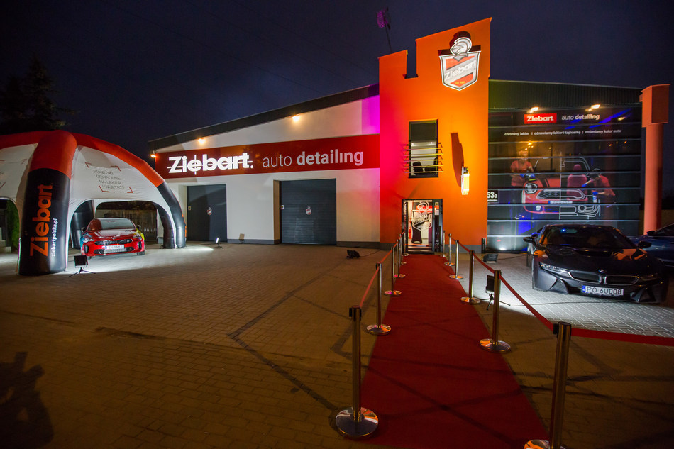 Ziebart Opens In Poznan, Poland