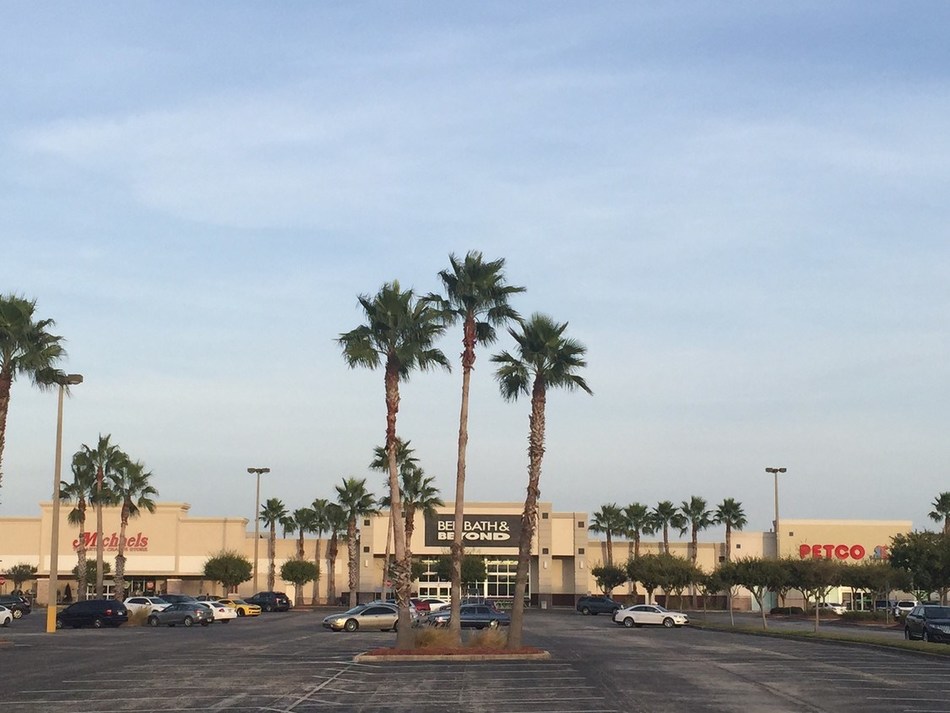 Fm Capital Arranges 24 4m In Financing For Shopping Plaza Near Tampa