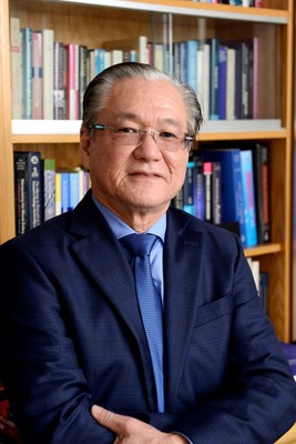 Dr. Joseph S. Takahashi, Chair of Neuroscience and Investigator with the Howard Hughes Medical Institute.