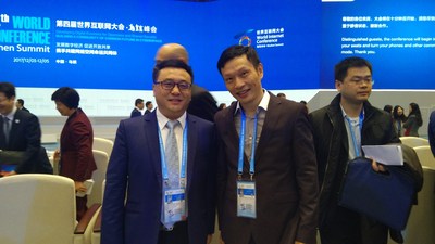 Lei Chen, CEO of Xunlei Ltd. (2nd from the left)
