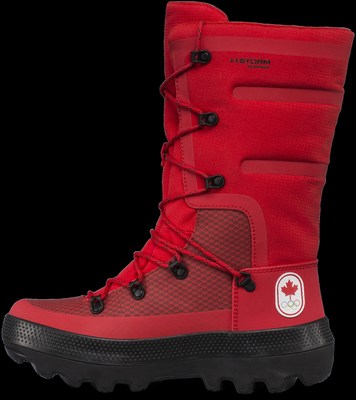 Under Armour and the Canadian Olympic Committee announce Under Armour as the official high-performance footwear supplier for Team Canada. Female athletes will wear the red winter Govie boots (pictured above) at the opening and closing ceremonies and will wear HOVR Phantom running shoes on the podium. A limited number of boots and training shoes featuring Team Canada's mark will be available for purchase leading up to the Olympic Winter Games through underarmour.com/en-ca, as well as through retail partner Sport Chek via sportchek.ca exclusively.  
Photo credit: Under Armour (CNW Group/Under Armour, Inc.)