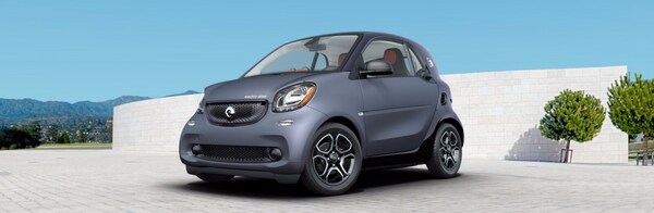 Chicago drivers can learn more about the upcoming 2018 smart fortwo electric drive on the Loeber Motors website.