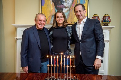 Philanthropist Morris Kahn, 2018 Genesis Prize Laureate Natalie Portman, and Co-Founder and Chairman of The Genesis Prize Foundation Stan Polovets