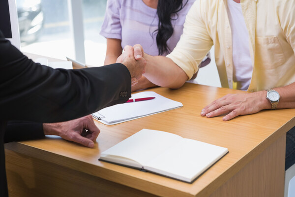 Buy here, pay here car dealerships offer a safe, convenient way for car shoppers to get the bad credit car loans they need.