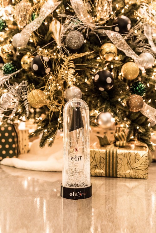 Sure to shake up any party, the elit Snow Globe is one of three holiday gift sets on shelf from the platinum award-winning, ultra-luxury vodka.