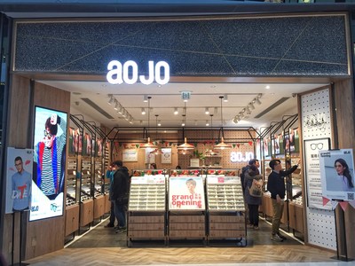 The first aojo store opens in YOHO Mall, Hong Kong