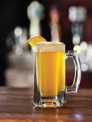 Applebee’s is introducing another great Neighborhood Drink offer to help guests kick off the New Year – the 2 DOLLAR Blue Moon®. Starting Jan. 1, 2018, guests can enjoy a 10-ounce draft of crisp, refreshing Blue Moon, the country’s best-selling wheat ale, for only $2.
