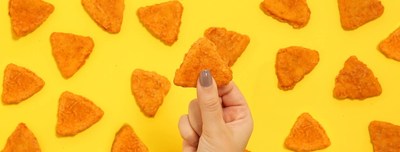 Naked Chicken Chips, the crispy triangles of temptation. (CNW Group/Taco Bell Canada)