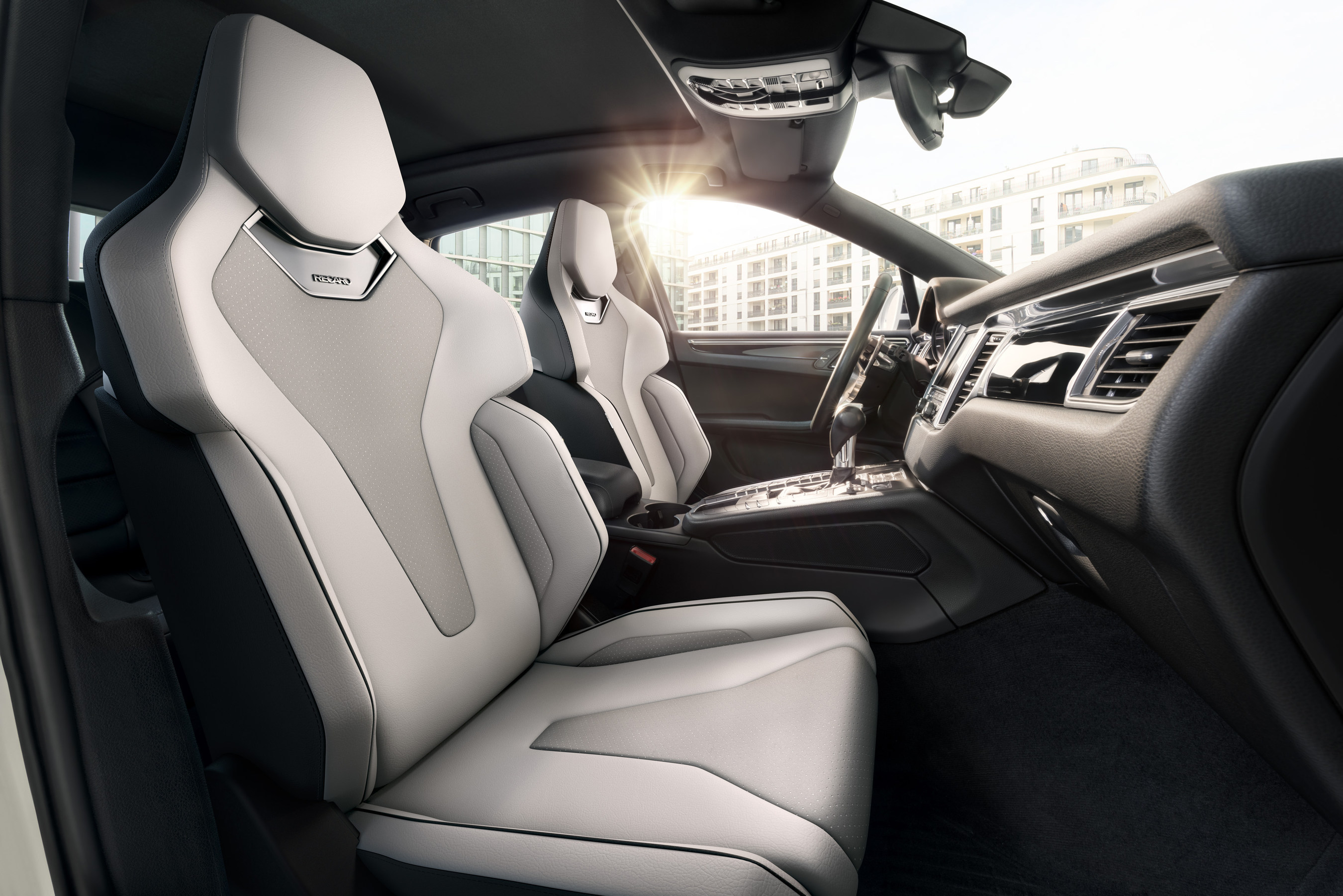 Recaro Automotive Seating Presents New Suv Performance Seat For Advanced Driving Comfort