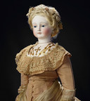 Theriault's Auktionshaus erzielt neuen Auktionsrekord für eine antike Puppe